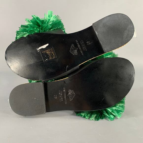AVEC MODERATION Size 6 Green Natural Leather Embellishment Slip On Sandals - Picture 6 of 9